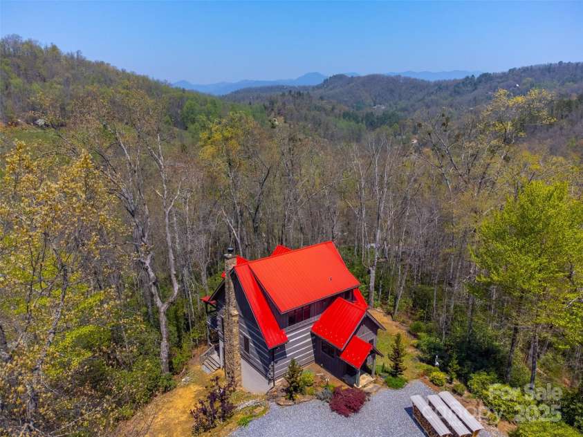 58 Cornerstone Road, Sylva, NC 28779.  MLS# CAR4249236, YatesRealty ID 8070. 