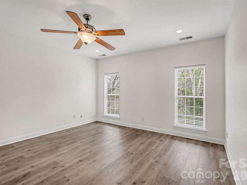 2326 Donnington Lane, Concord, NC 28027.  MLS# CAR4356967, YatesRealty ID 8071. 