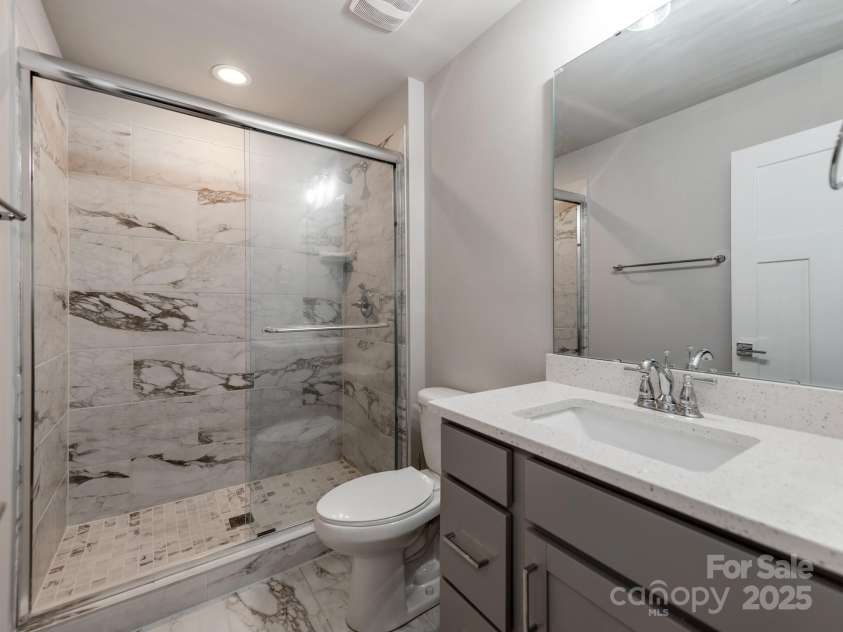 11939 Fiddlers Roof Lane, Charlotte, NC 28277.  MLS# CAR4243435, YatesRealty ID 8072. 