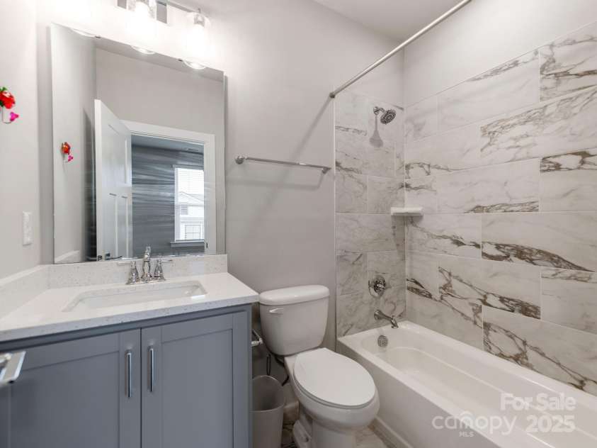 11939 Fiddlers Roof Lane, Charlotte, NC 28277.  MLS# CAR4243435, YatesRealty ID 8072. 