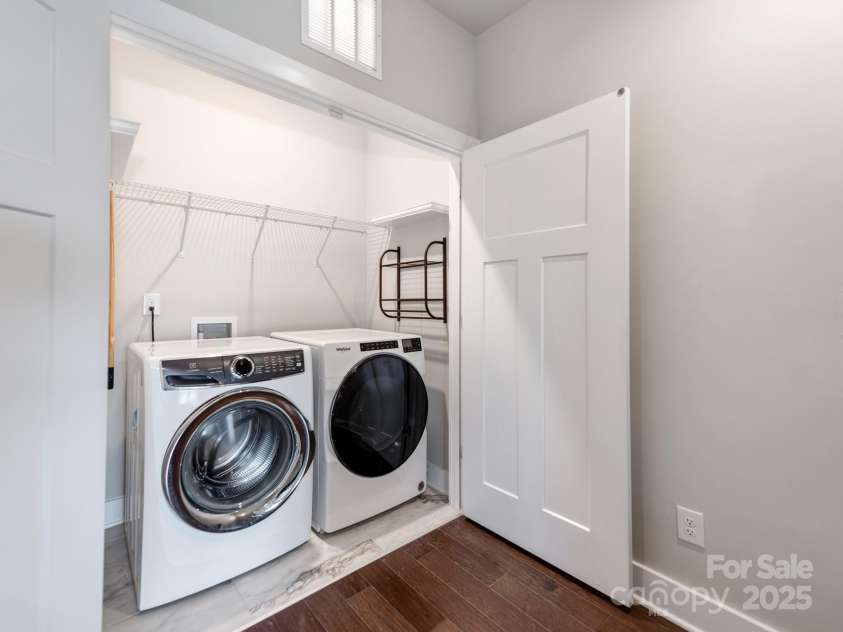 11939 Fiddlers Roof Lane, Charlotte, NC 28277.  MLS# CAR4243435, YatesRealty ID 8072. 