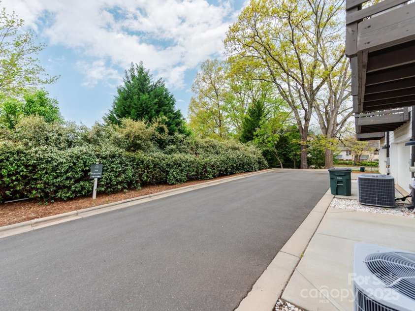 11939 Fiddlers Roof Lane, Charlotte, NC 28277.  MLS# CAR4243435, YatesRealty ID 8072. 