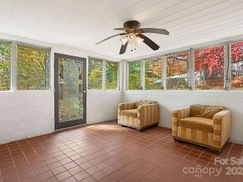 21 Duck Drive, Mars Hill, NC 28754.  MLS# CAR4316807, YatesRealty ID 8073. 