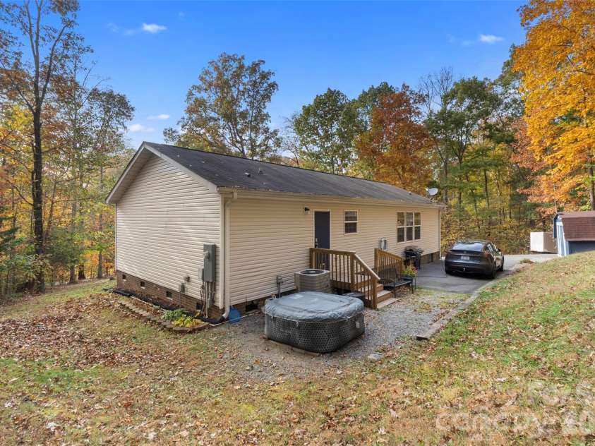 189 Panther Lane, Thomasville, NC 27360.  MLS# CAR4318131, YatesRealty ID 8074. Rear View