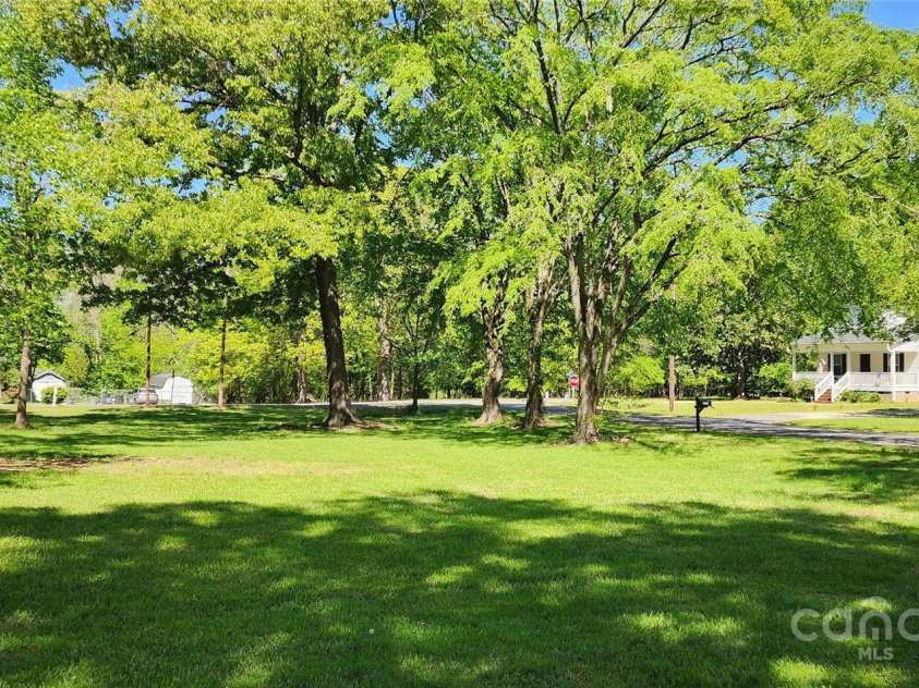 224 Charlotte Street, York, SC 29745.  MLS# CAR4246148, YatesRealty ID 8074. 