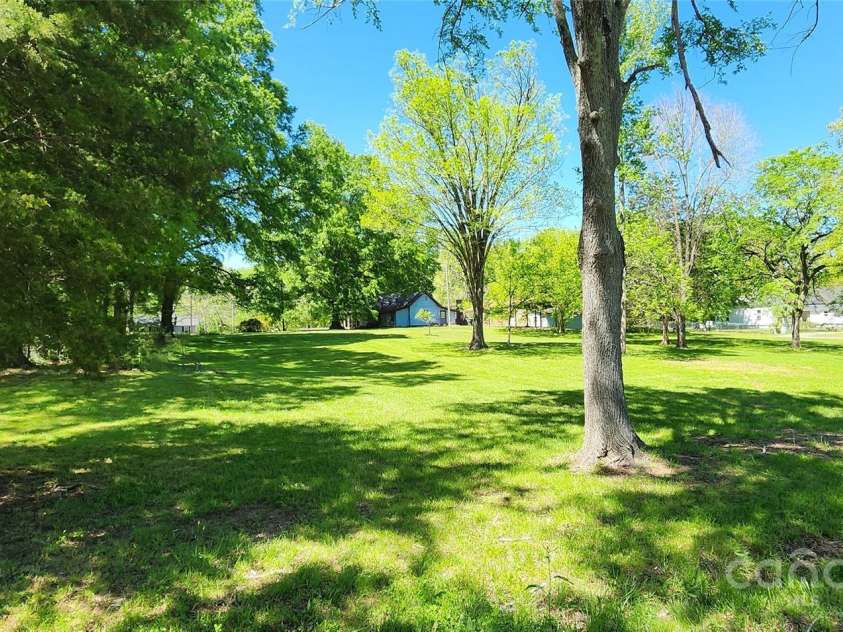 224 Charlotte Street, York, SC 29745.  MLS# CAR4246148, YatesRealty ID 8074. 