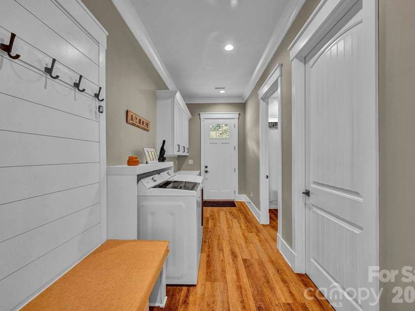 1619 Ellis Belk Road, Monroe, NC 28112.  MLS# CAR4299697, YatesRealty ID 8075. Mudroom/Drop Station/Laundry.