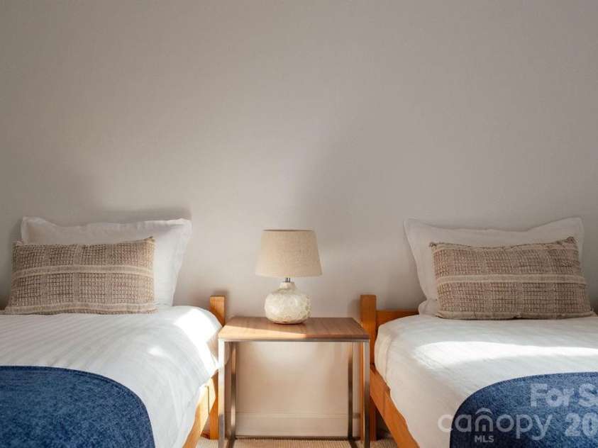 2412 Houston Branch Road, Charlotte, NC 28270.  MLS# CAR4344588, YatesRealty ID 8075. 