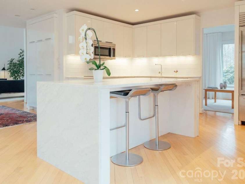 2412 Houston Branch Road, Charlotte, NC 28270.  MLS# CAR4344588, YatesRealty ID 8075. Kitchen