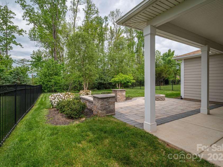 286 Hemlock Bluff Court, Denver, NC 28037.  MLS# CAR4249984, YatesRealty ID 8075. Fenced yard