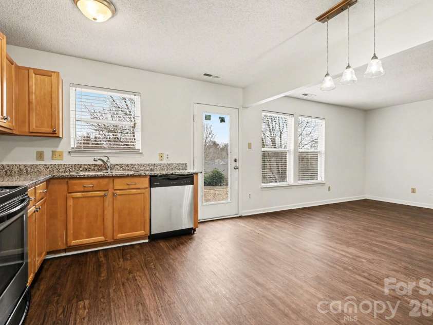 2035 Dunsmore Lane, Waxhaw, NC 28173.  MLS# CAR4349856, YatesRealty ID 8076. 