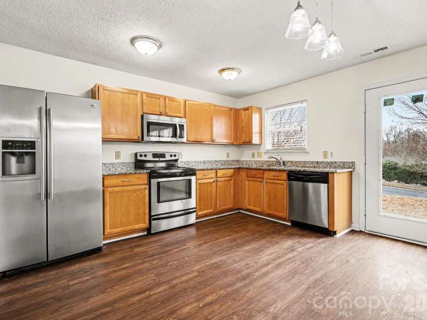 2035 Dunsmore Lane, Waxhaw, NC 28173.  MLS# CAR4349856, YatesRealty ID 8076. 