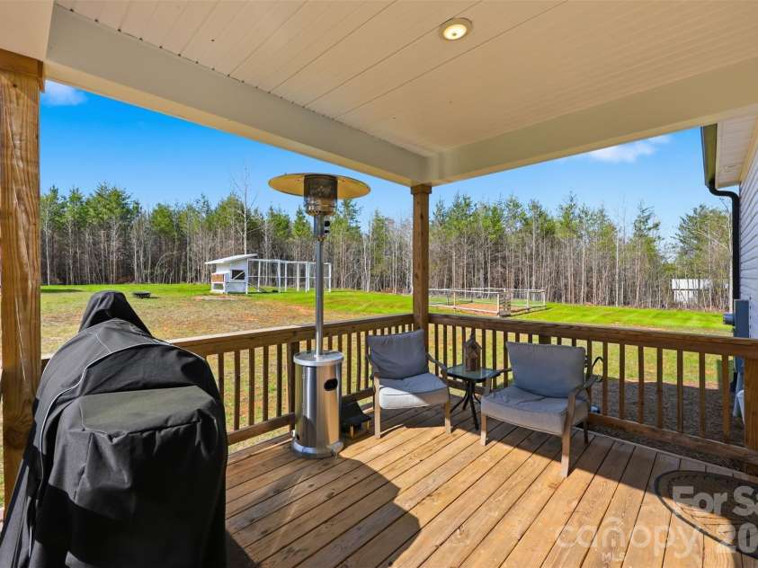 2909 Good Road, Clover, SC 29710.  MLS# CAR4360361, YatesRealty ID 8076. 