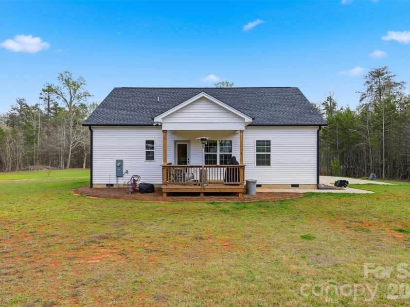 2909 Good Road, Clover, SC 29710.  MLS# CAR4360361, YatesRealty ID 8076. 