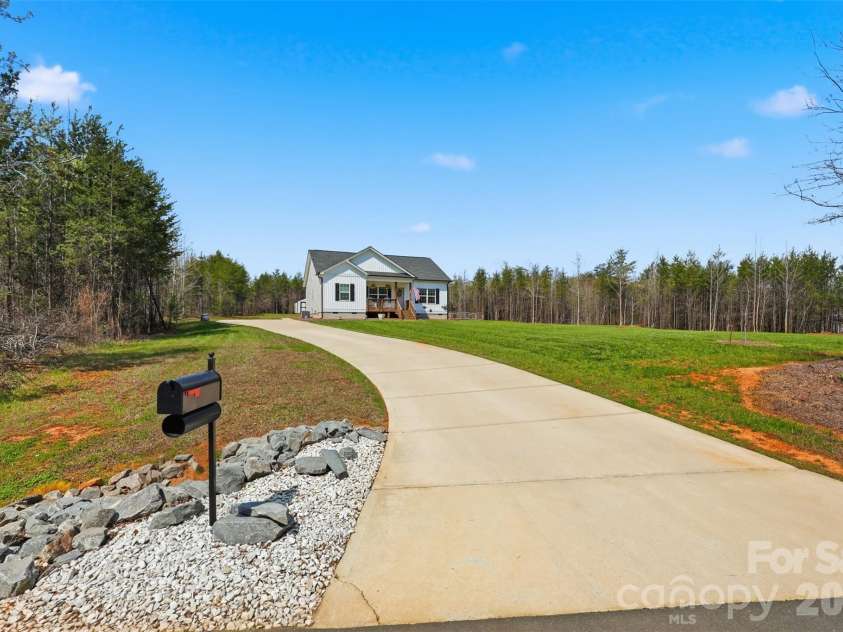 2909 Good Road, Clover, SC 29710.  MLS# CAR4360361, YatesRealty ID 8076. 