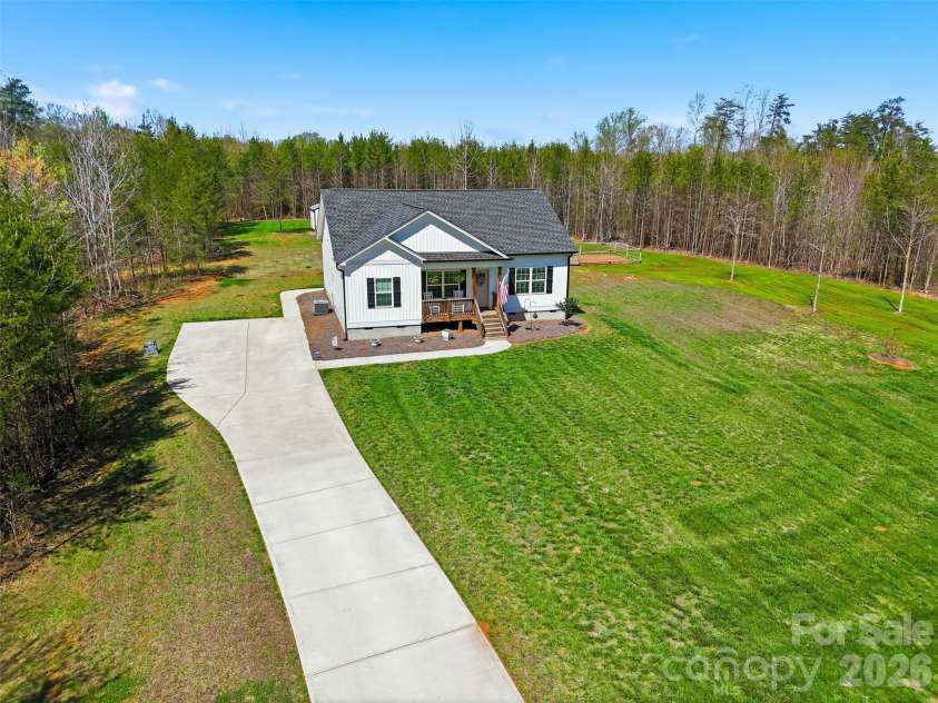 2909 Good Road, Clover, SC 29710.  MLS# CAR4360361, YatesRealty ID 8076. 