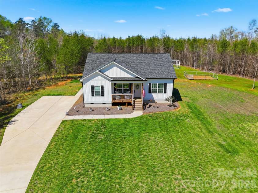 2909 Good Road, Clover, SC 29710.  MLS# CAR4360361, YatesRealty ID 8076. 