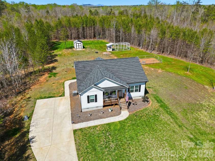 2909 Good Road, Clover, SC 29710.  MLS# CAR4360361, YatesRealty ID 8076. 