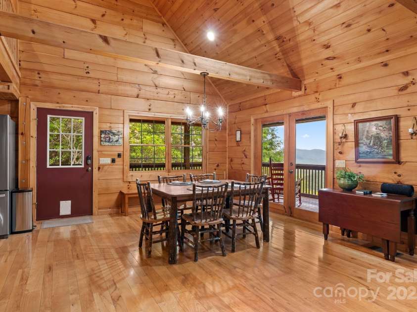 503 Jim Cochran Road, Franklin, NC 28734.  MLS# CAR4237214, YatesRealty ID 8076. 
