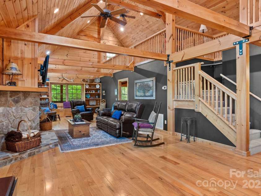 503 Jim Cochran Road, Franklin, NC 28734.  MLS# CAR4237214, YatesRealty ID 8076. 