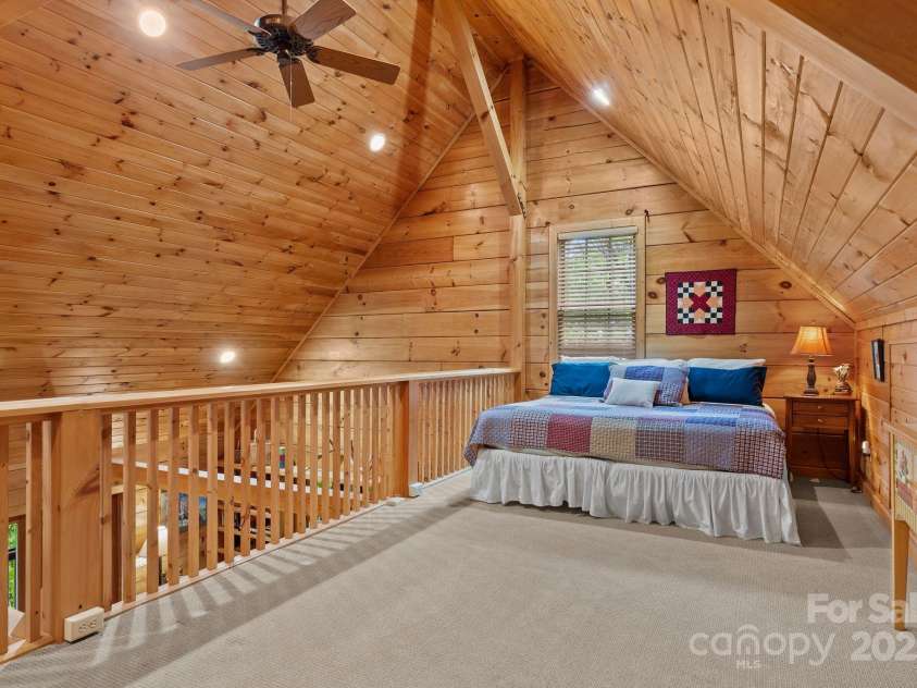 503 Jim Cochran Road, Franklin, NC 28734.  MLS# CAR4237214, YatesRealty ID 8076. 