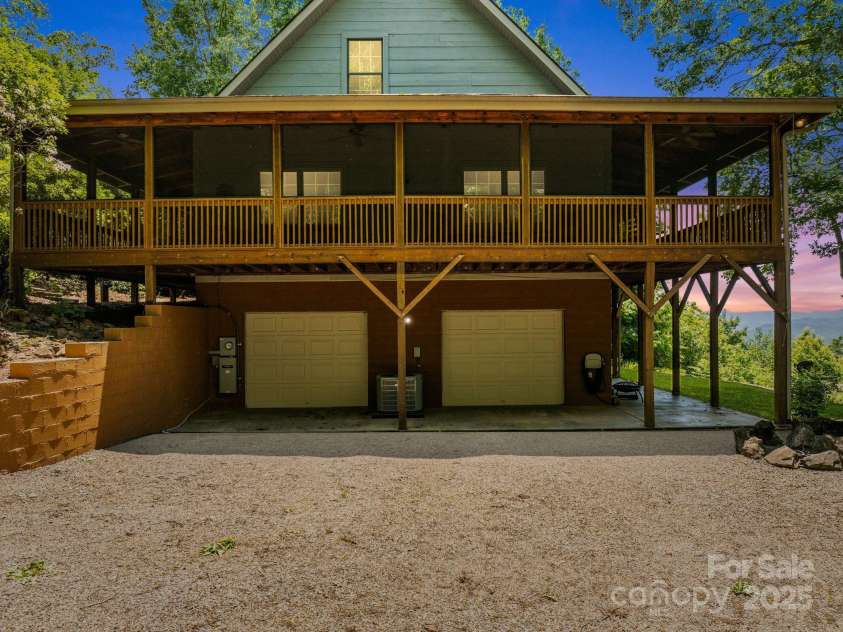 503 Jim Cochran Road, Franklin, NC 28734.  MLS# CAR4237214, YatesRealty ID 8076. 