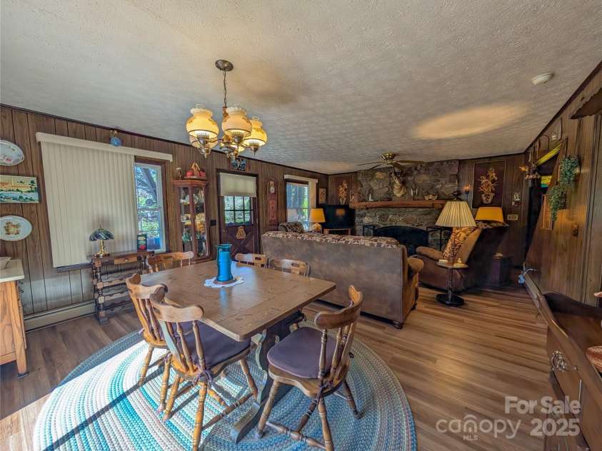 130 Turkey Trot Lane, Burnsville, NC 28714.  MLS# CAR4242871, YatesRealty ID 8077. 