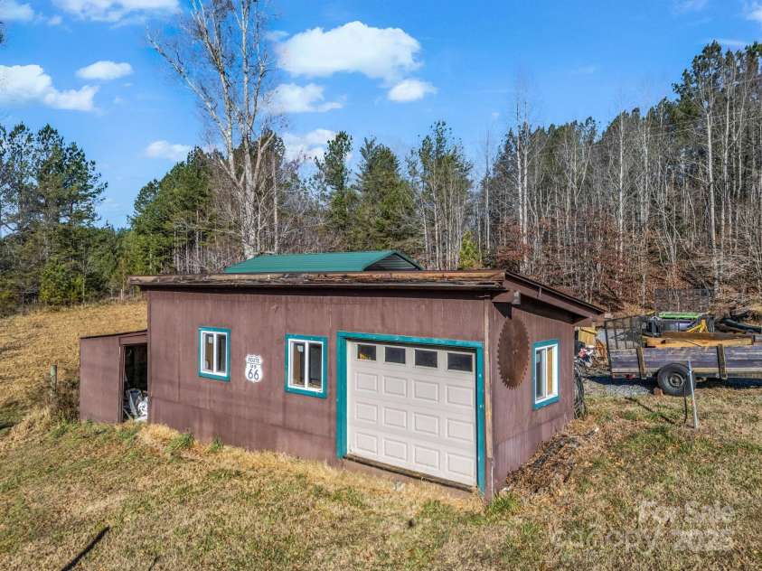 526 River Road, Rutherfordton, NC 28139.  MLS# CAR4330854, YatesRealty ID 8077. 