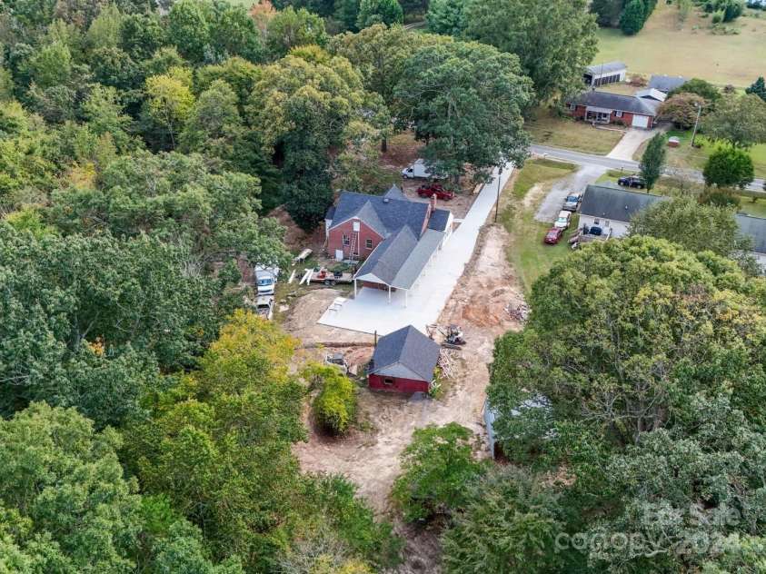 3980 Fish Pond Road, Salisbury, NC 28146.  MLS# CAR4189712, YatesRealty ID 808. 