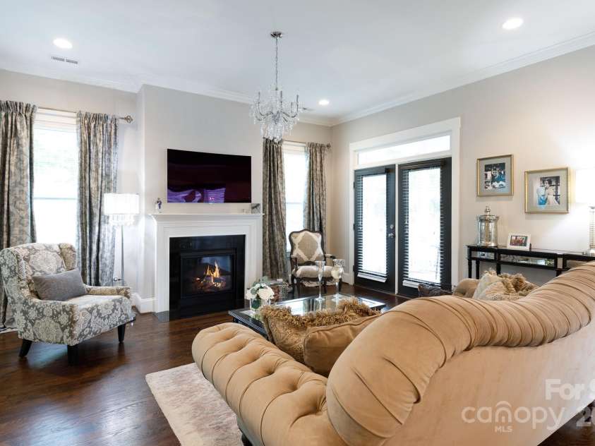 19034 Cypress Garden Drive, Davidson, NC 28036.  MLS# CAR4247262, YatesRealty ID 8080. 