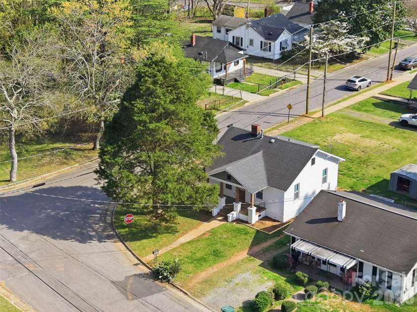 621 A Street, Newton, NC 28658.  MLS# CAR4362817, YatesRealty ID 8080. 