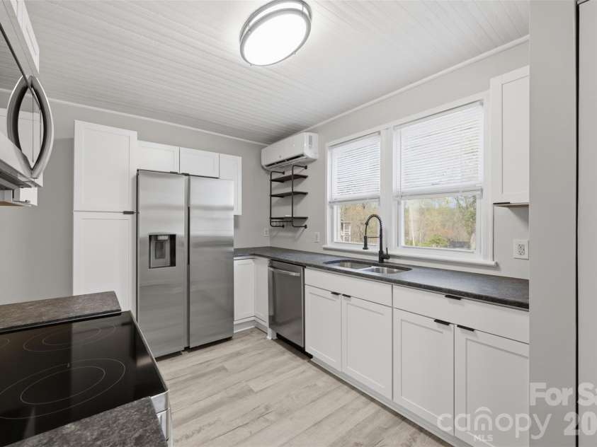 621 A Street, Newton, NC 28658.  MLS# CAR4362817, YatesRealty ID 8080. 