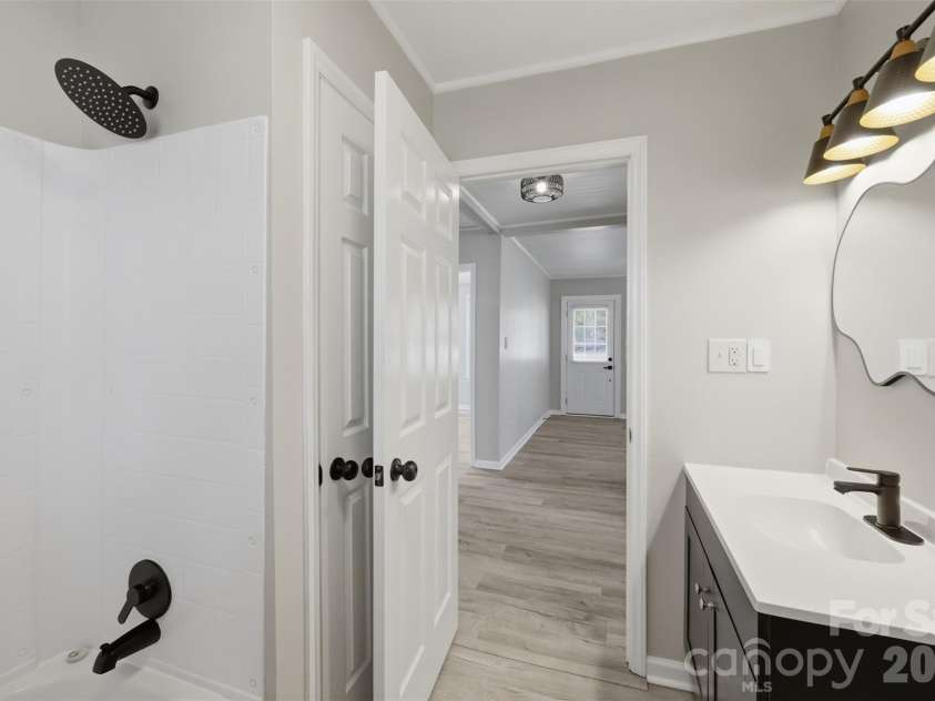 621 A Street, Newton, NC 28658.  MLS# CAR4362817, YatesRealty ID 8080. 