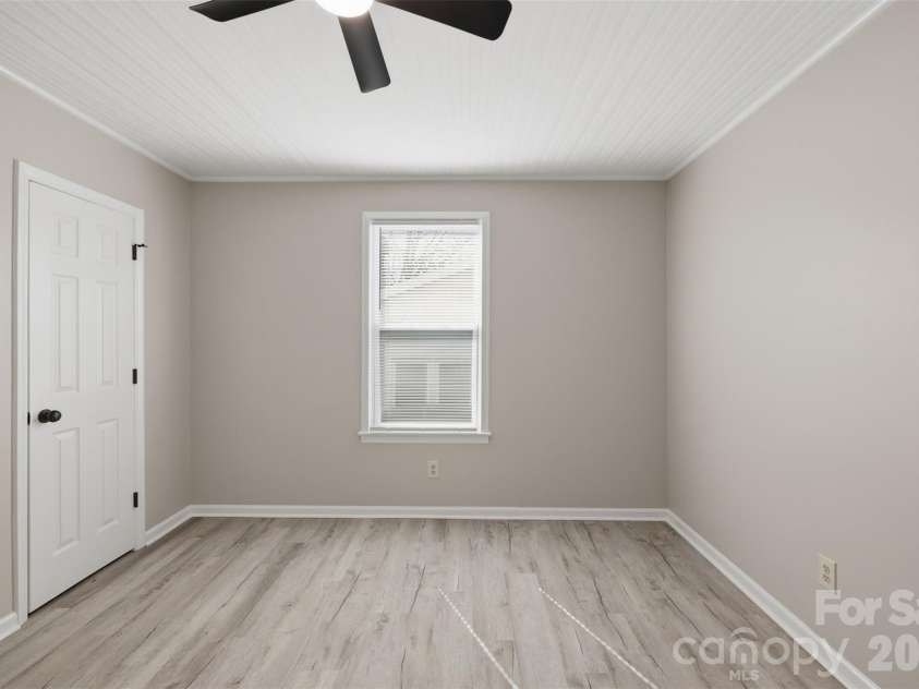 621 A Street, Newton, NC 28658.  MLS# CAR4362817, YatesRealty ID 8080. 