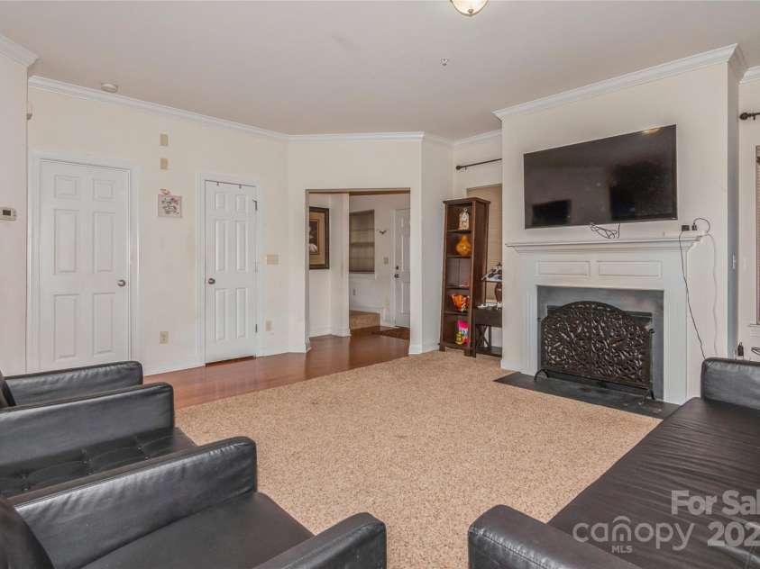 16718 Dolcetto Way, Charlotte, NC 28277.  MLS# CAR4208560, YatesRealty ID 8084. 