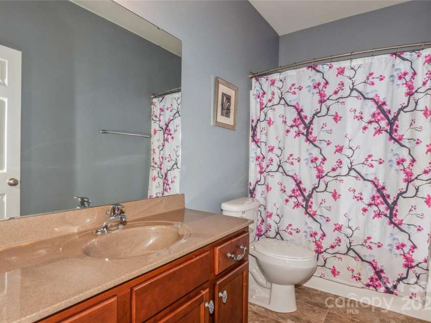 16718 Dolcetto Way, Charlotte, NC 28277.  MLS# CAR4208560, YatesRealty ID 8084. 