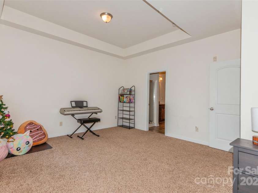 16718 Dolcetto Way, Charlotte, NC 28277.  MLS# CAR4208560, YatesRealty ID 8084. 