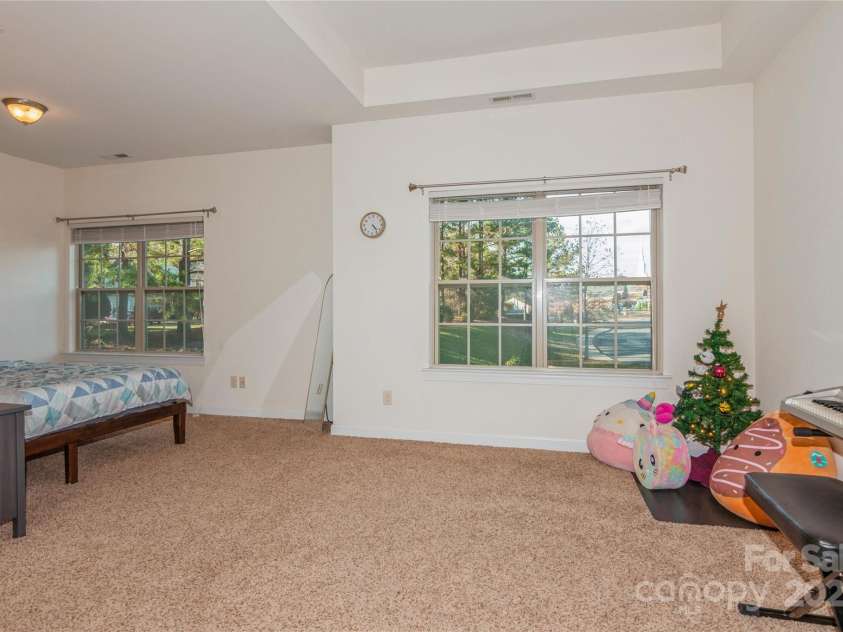 16718 Dolcetto Way, Charlotte, NC 28277.  MLS# CAR4208560, YatesRealty ID 8084. 