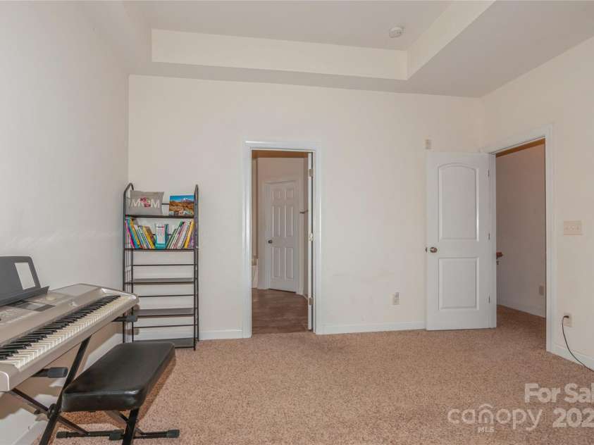 16718 Dolcetto Way, Charlotte, NC 28277.  MLS# CAR4208560, YatesRealty ID 8084. 