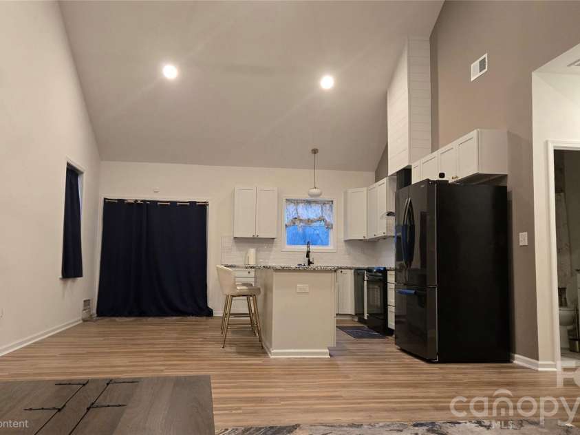 828 Cabaniss Drive, Shelby, NC 28150.  MLS# CAR4319238, YatesRealty ID 8084. 