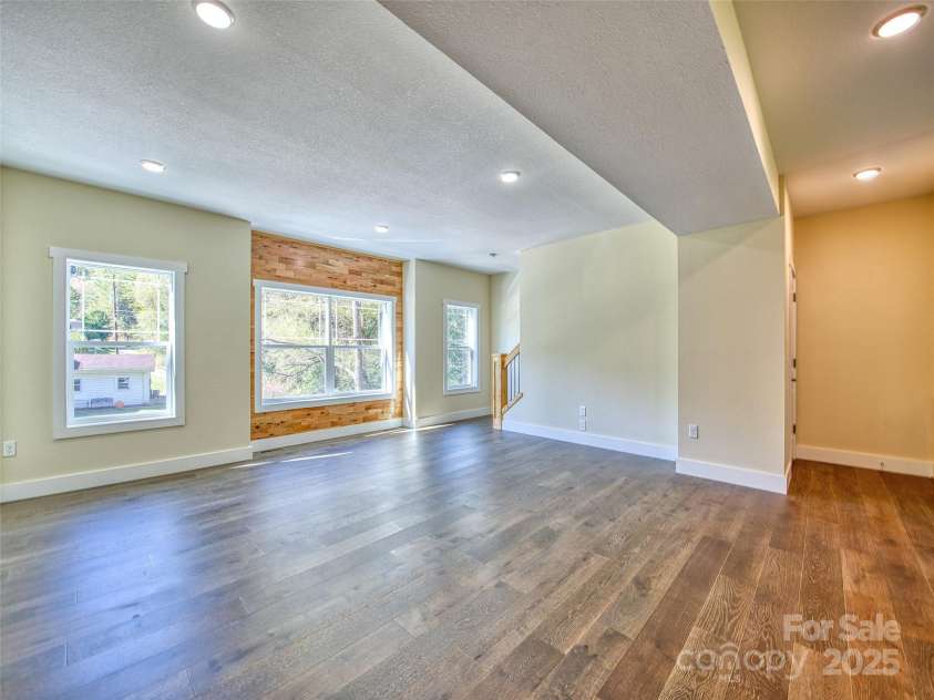 256 Liner Cove Road, Waynesville, NC 28786.  MLS# CAR4249275, YatesRealty ID 8085. 