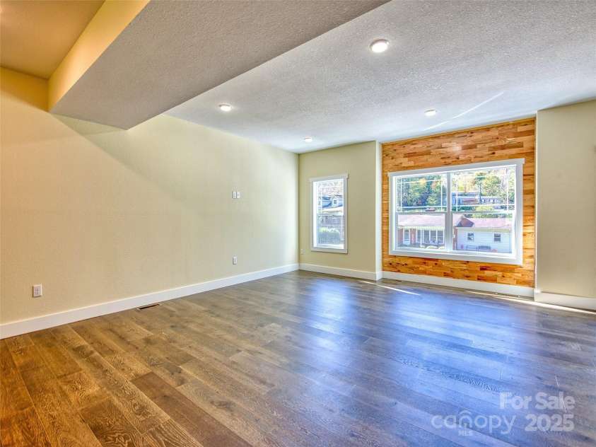 256 Liner Cove Road, Waynesville, NC 28786.  MLS# CAR4249275, YatesRealty ID 8085. 