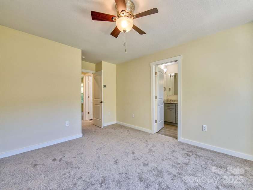 256 Liner Cove Road, Waynesville, NC 28786.  MLS# CAR4249275, YatesRealty ID 8085. 