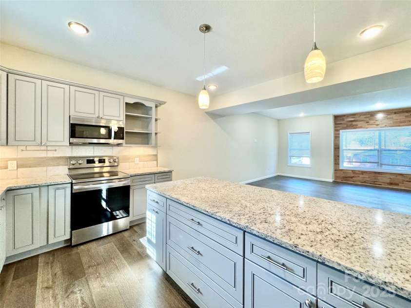 256 Liner Cove Road, Waynesville, NC 28786.  MLS# CAR4249275, YatesRealty ID 8085. 