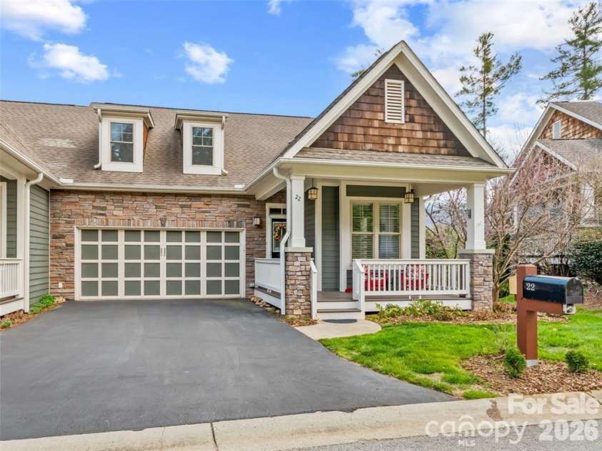 22 Kaufman Stone Way, Biltmore Lake, NC 28715.  MLS# CAR4363670, YatesRealty ID 8086. 