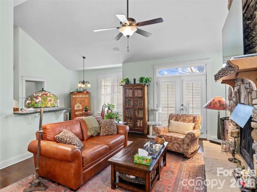 22 Kaufman Stone Way, Biltmore Lake, NC 28715.  MLS# CAR4363670, YatesRealty ID 8086. 