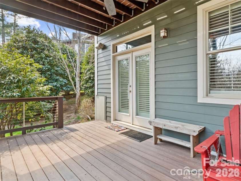 22 Kaufman Stone Way, Biltmore Lake, NC 28715.  MLS# CAR4363670, YatesRealty ID 8086. 