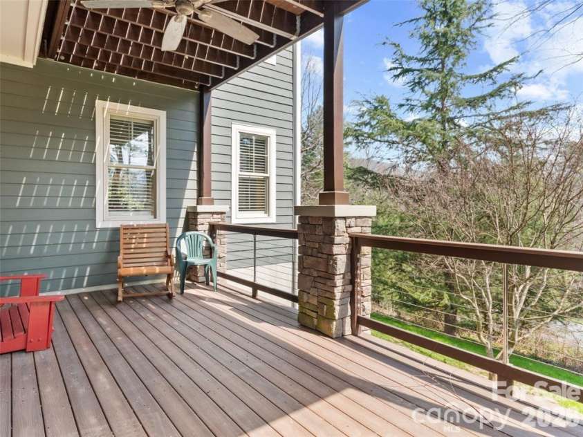 22 Kaufman Stone Way, Biltmore Lake, NC 28715.  MLS# CAR4363670, YatesRealty ID 8086. 