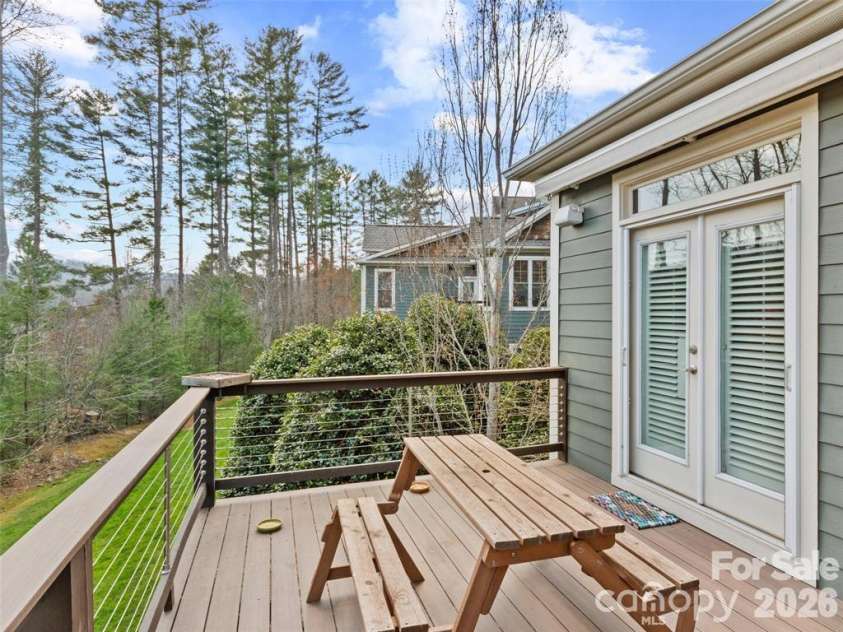 22 Kaufman Stone Way, Biltmore Lake, NC 28715.  MLS# CAR4363670, YatesRealty ID 8086. 