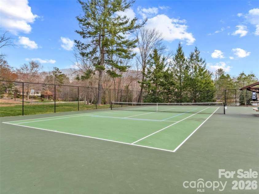 22 Kaufman Stone Way, Biltmore Lake, NC 28715.  MLS# CAR4363670, YatesRealty ID 8086. 